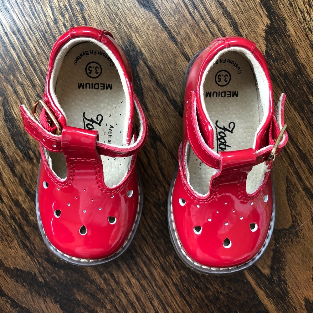 Footmates Size 3.5, Red Patent Leather, New!